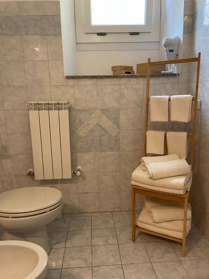 Home Bijoux Rho Luaran gambar
